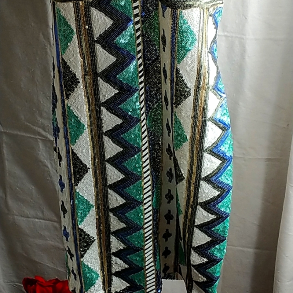 Sequined Mini - Picture 3 of 8